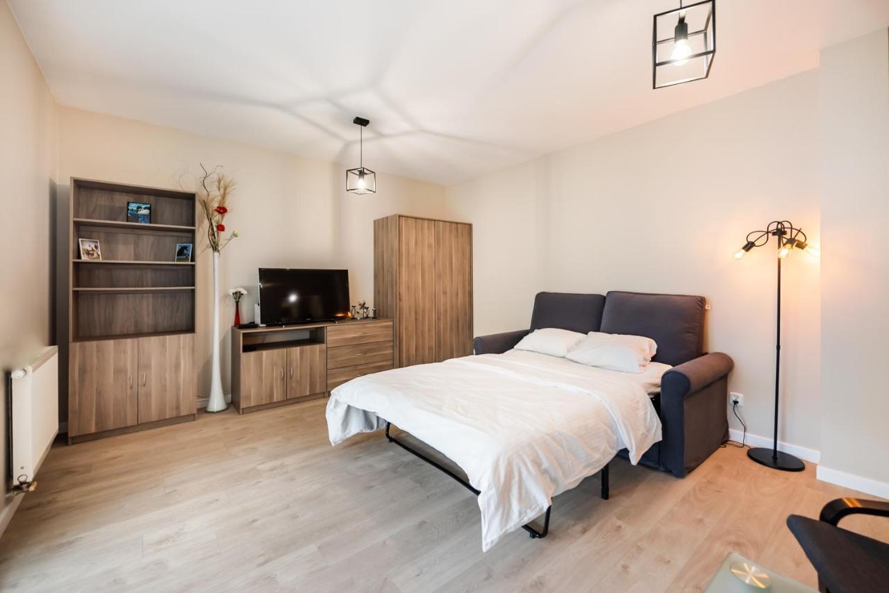 Ursus Pleasant Apartment Warschau Buitenkant foto